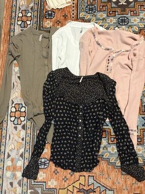 Free people tee bundle size small